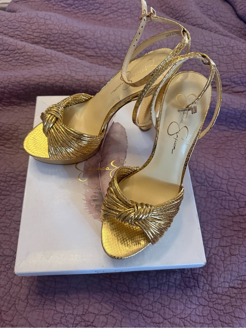 Jessica Simpson Immie Gold Snake Knotted Platform Heels Size 10 NWOT